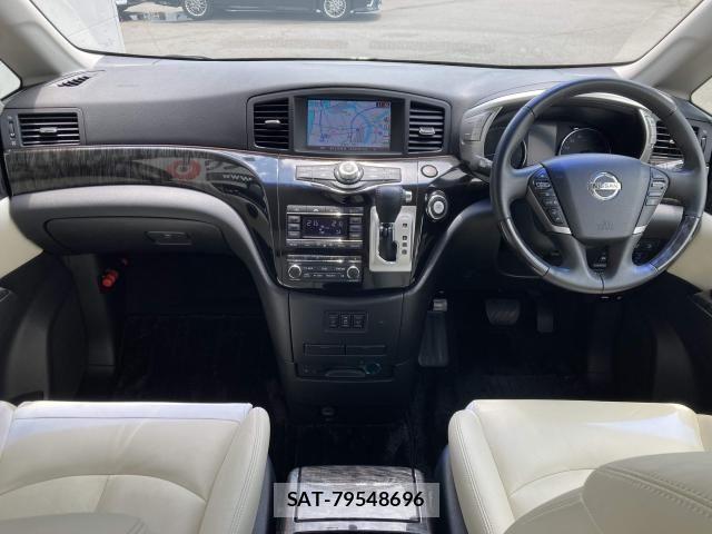 Nissan ELGRAND 2017-03 6675851-29