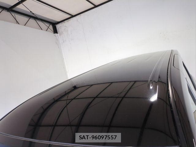 Nissan ELGRAND 2016-11 6675856-21