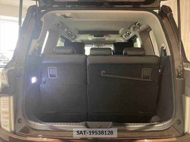 Nissan ELGRAND 2015-03 6682651-9
