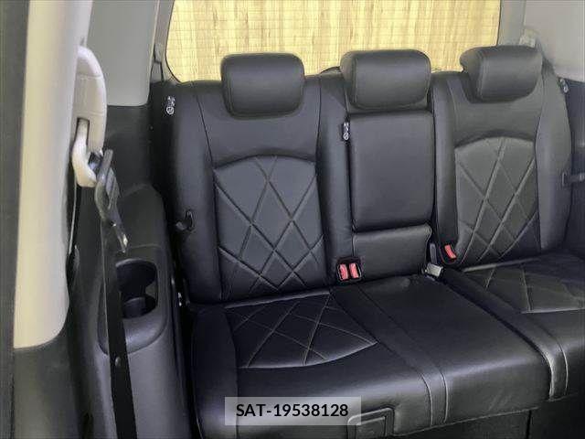 Nissan ELGRAND 2015-03 6682651-8