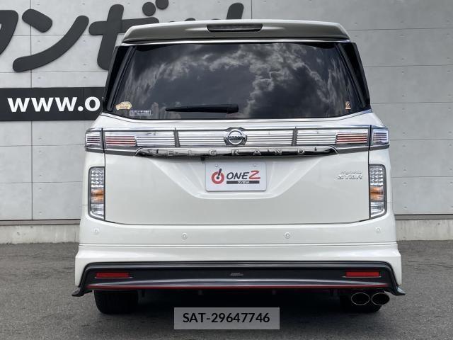 Nissan ELGRAND 2019-08 6682649-18