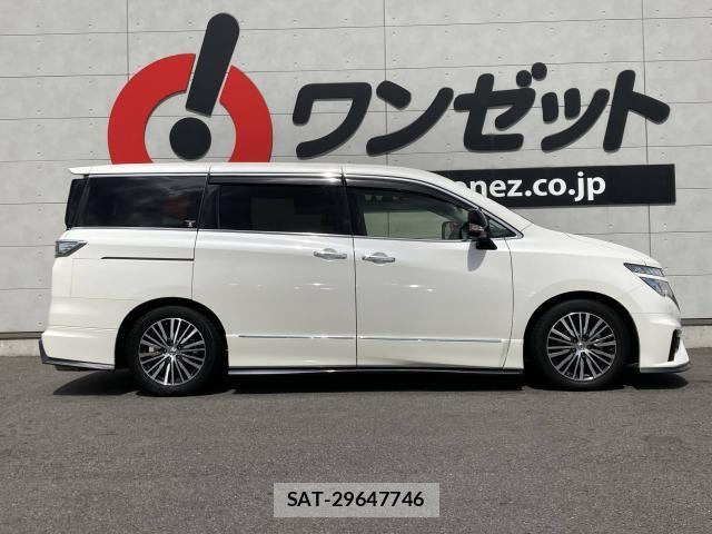 Nissan ELGRAND 2019-08 6682649-20