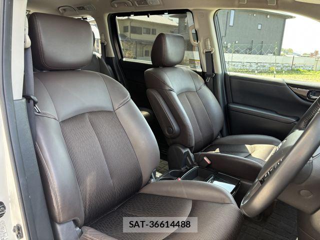 Nissan ELGRAND 2023-07 6691012-9