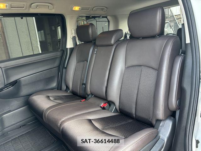 Nissan ELGRAND 2023-07 6691012-13