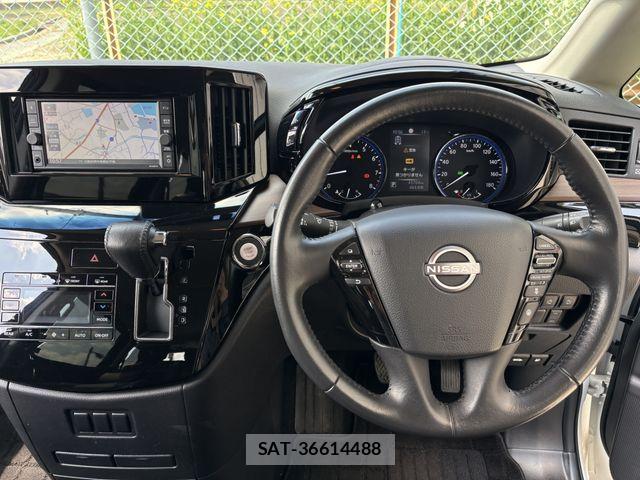 Nissan ELGRAND 2023-07 6691012-18