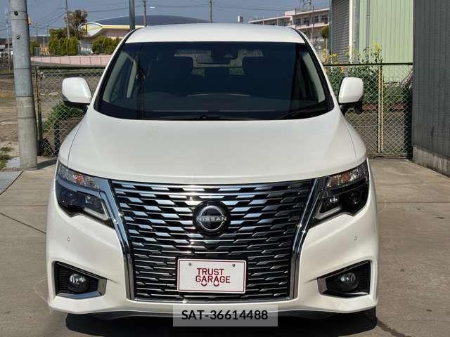Nissan ELGRAND 2023-07 6691012-2