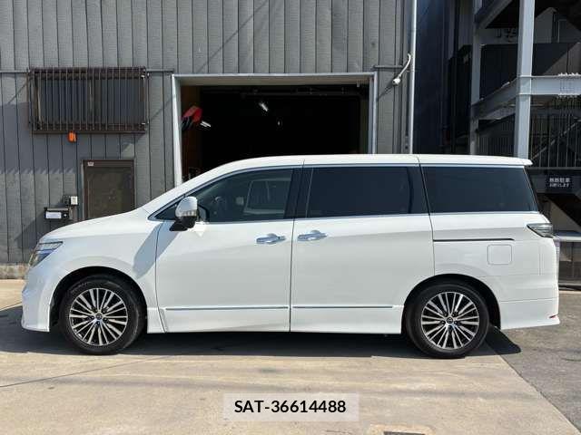 Nissan ELGRAND 2023-07 6691012-5