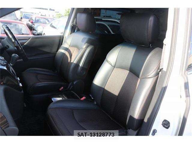 Nissan ELGRAND 2014-02 6751466-21