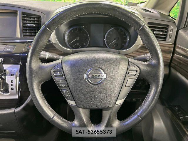 Nissan ELGRAND 2016-10 6751454-11
