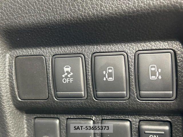Nissan ELGRAND 2016-10 6751454-6