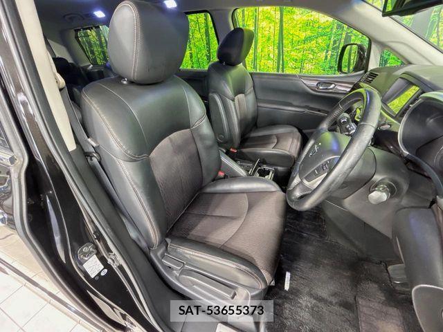 Nissan ELGRAND 2016-10 6751454-7