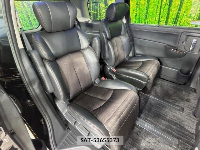 Nissan ELGRAND 2016-10 6751454-8