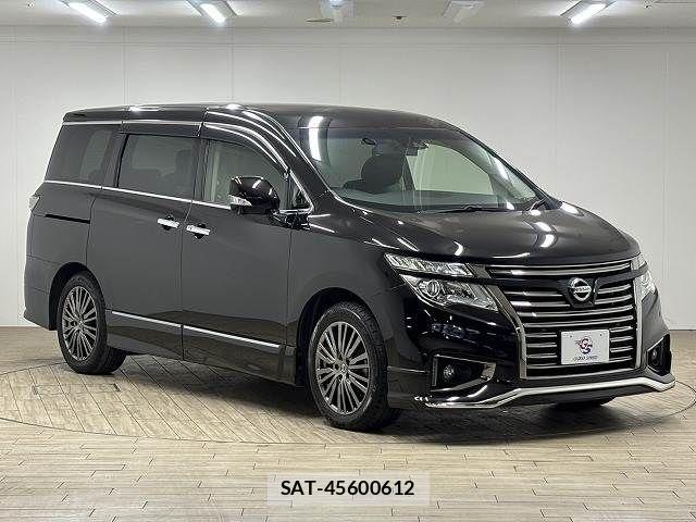 Nissan ELGRAND 2020-05 6814833-13