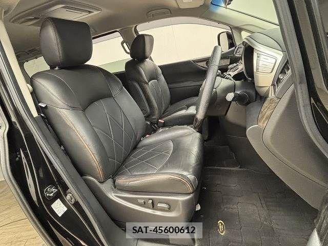 Nissan ELGRAND 2020-05 6814833-4