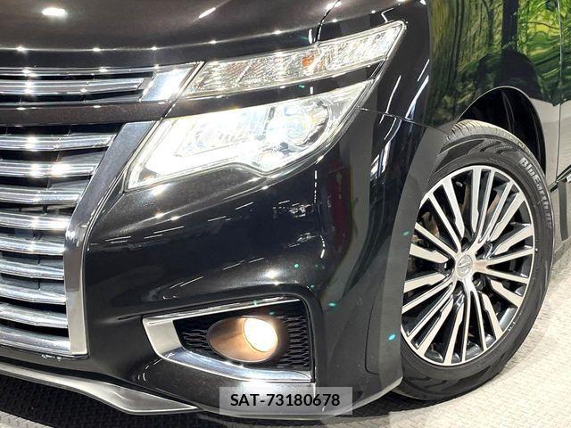 Nissan ELGRAND 2017-07 6814835-12