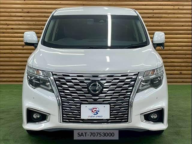 Nissan ELGRAND 2021-12 6814828-16