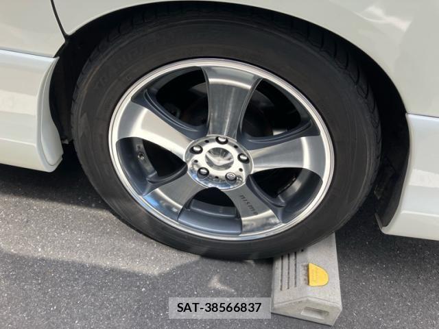 Nissan ELGRAND 2005-05 6904727-5
