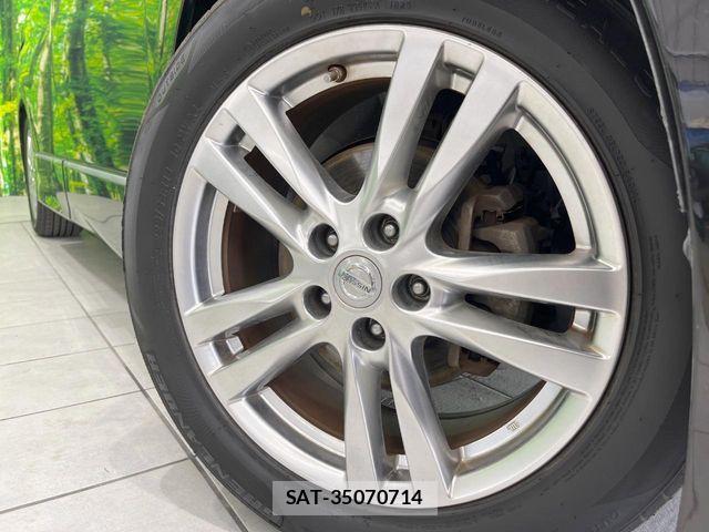 Nissan ELGRAND 2012-12 6904726-13