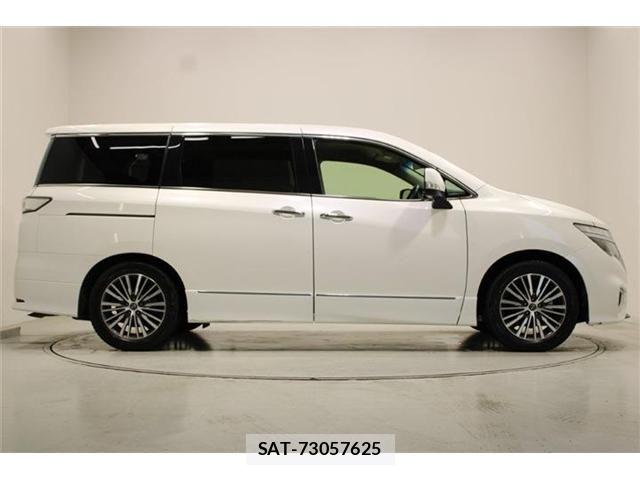 Nissan ELGRAND 2024-03 6904719-12