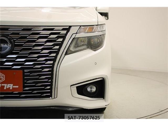 Nissan ELGRAND 2024-03 6904719-13