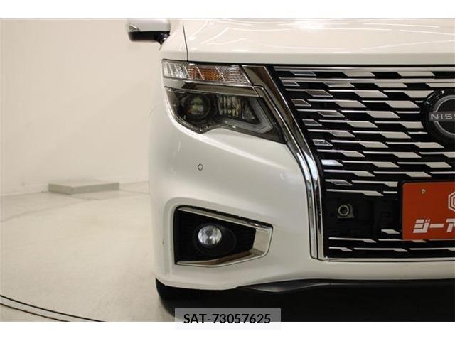 Nissan ELGRAND 2024-03 6904719-15