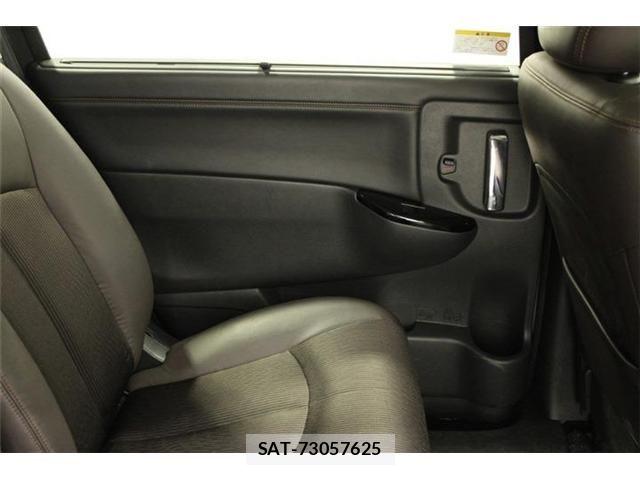 Nissan ELGRAND 2024-03 6904719-29