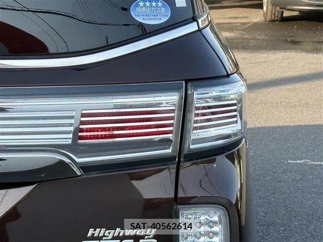 Nissan ELGRAND 2014-07 6904722-13