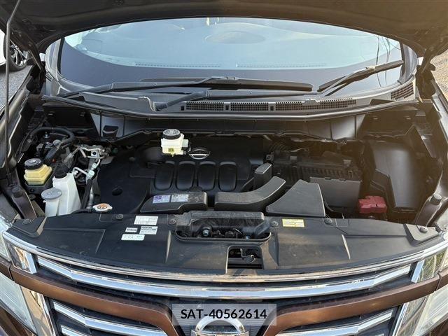 Nissan ELGRAND 2014-07 6904722-21
