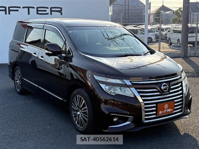 Nissan ELGRAND 2014-07 6904722-22