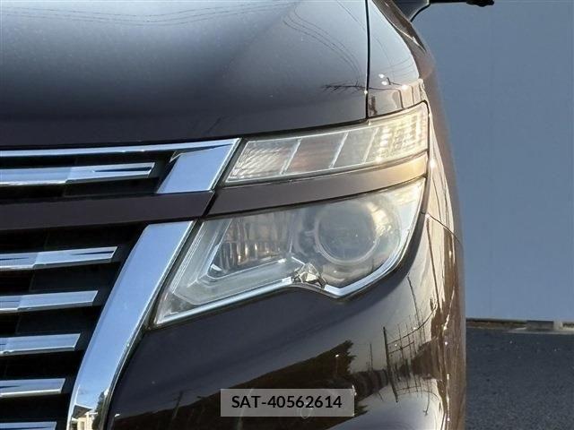 Nissan ELGRAND 2014-07 6904722-27