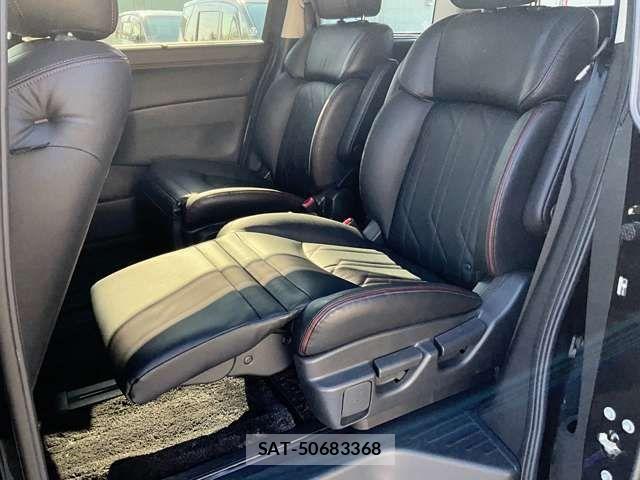Nissan ELGRAND 2021-12 6904716-14