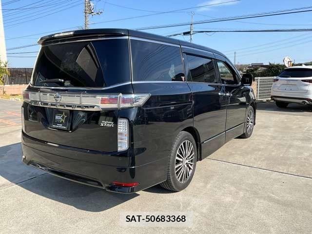 Nissan ELGRAND 2021-12 6904716-4