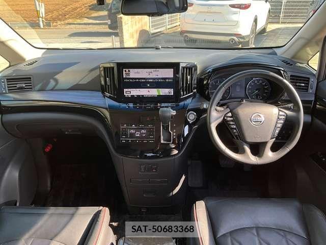 Nissan ELGRAND 2021-12 6904716-7