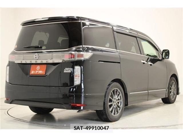 Nissan ELGRAND 2022-04 6904720-11