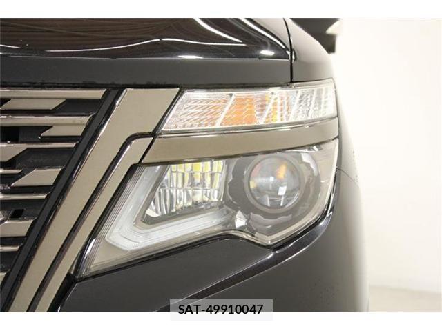 Nissan ELGRAND 2022-04 6904720-14