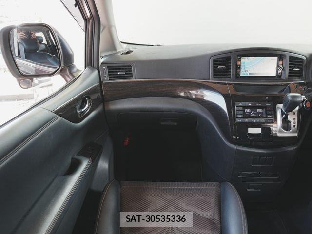 Nissan ELGRAND 2013-05 6904721-16