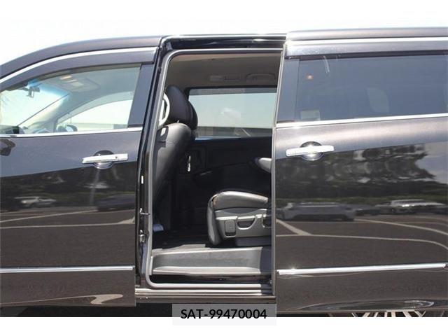 Nissan ELGRAND 2019-01 6993376-29
