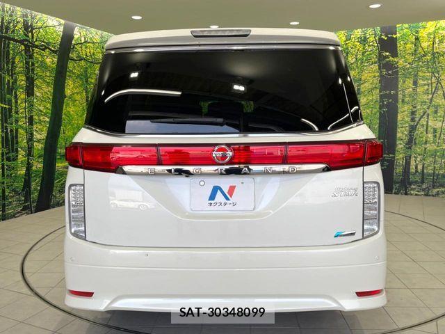 Nissan ELGRAND 2013-01 6993378-14