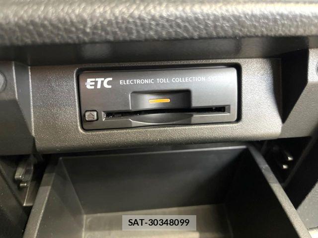 Nissan ELGRAND 2013-01 6993378-5