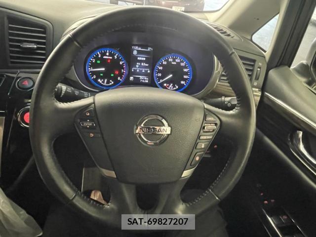 Nissan ELGRAND 2019-06 6993371-18