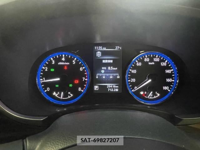 Nissan ELGRAND 2019-06 6993371-20