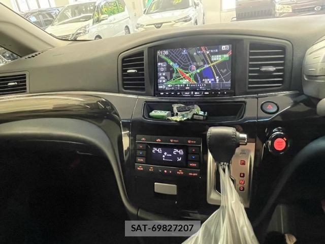 Nissan ELGRAND 2019-06 6993371-21
