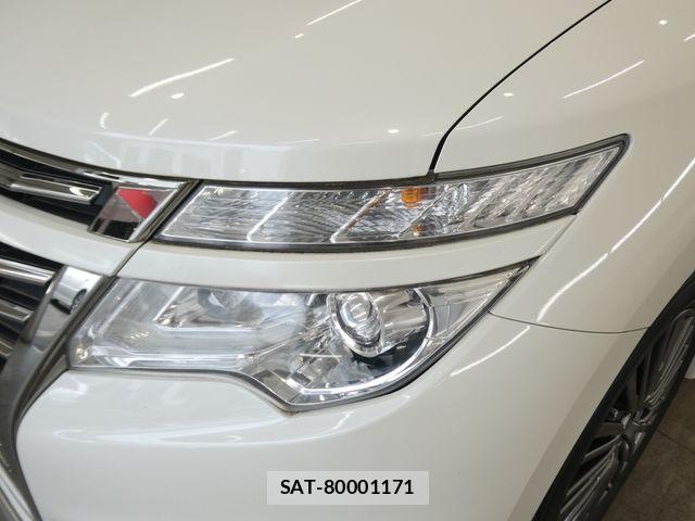 Nissan ELGRAND 2016-06 7020409-7