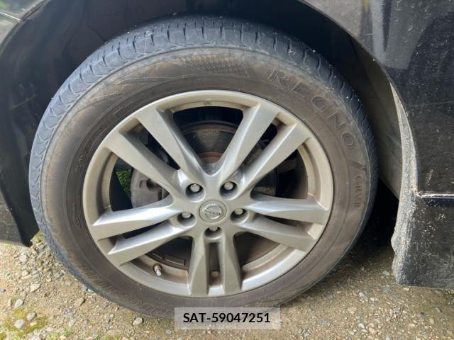 Nissan ELGRAND 2011-09 7058409-10