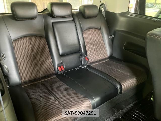 Nissan ELGRAND 2011-09 7058409-14