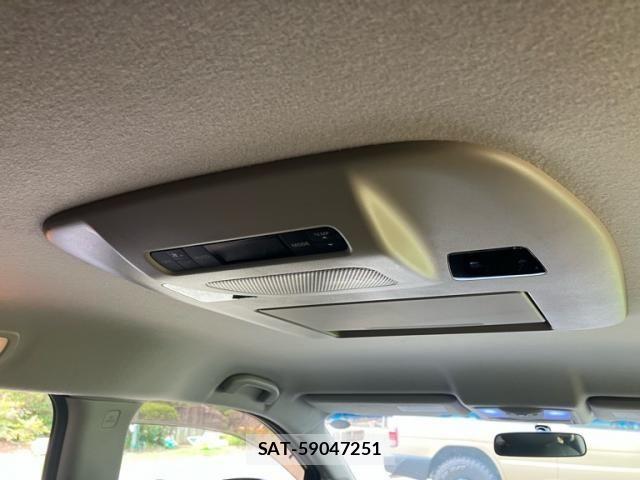 Nissan ELGRAND 2011-09 7058409-16