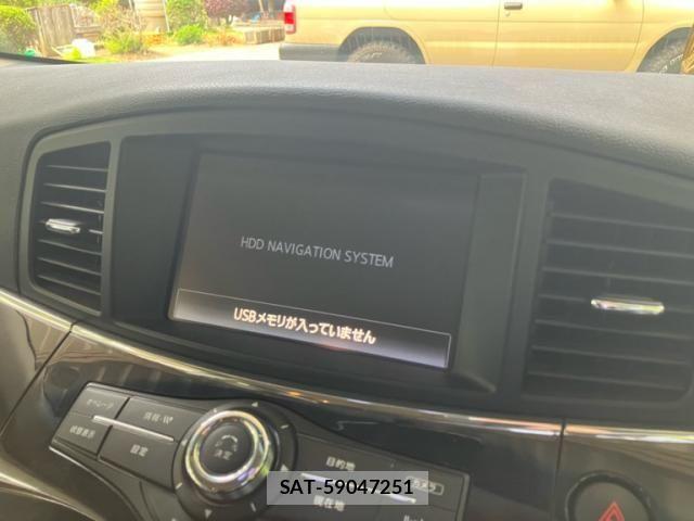 Nissan ELGRAND 2011-09 7058409-18
