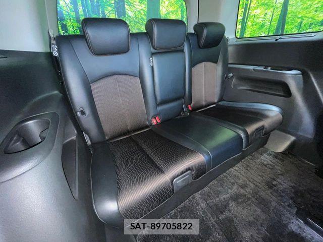 Nissan ELGRAND 2015-10 7058402-9