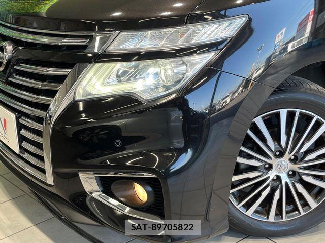 Nissan ELGRAND 2015-10 7058402-12