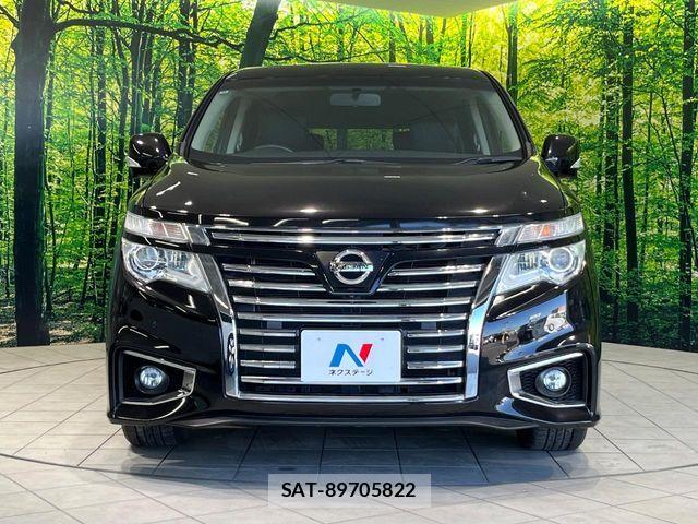 Nissan ELGRAND 2015-10 7058402-14